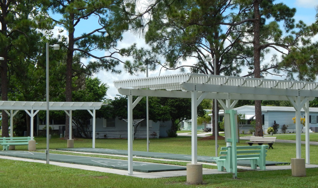 Lakewood Village The Only All Ages MHC in Vero Beach Home